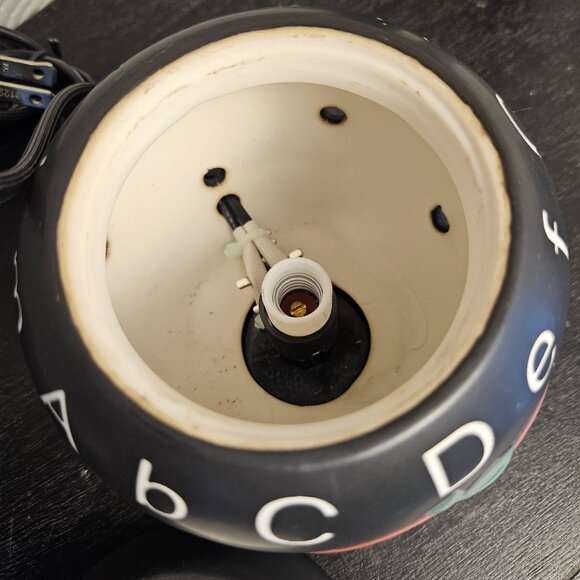 New Retired Scentsy Warmer ABCs Best Teachers Teach From The Heart Mid-Size - Picture 5 of 6